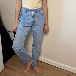 GAP 90s vintage mom jeans medium wash - size 12 (S/M) 100% cotton